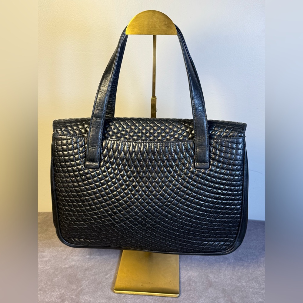 vintage Bally black diamond quilting pattern leather handbag. B" logo, - Picture 8 of 15